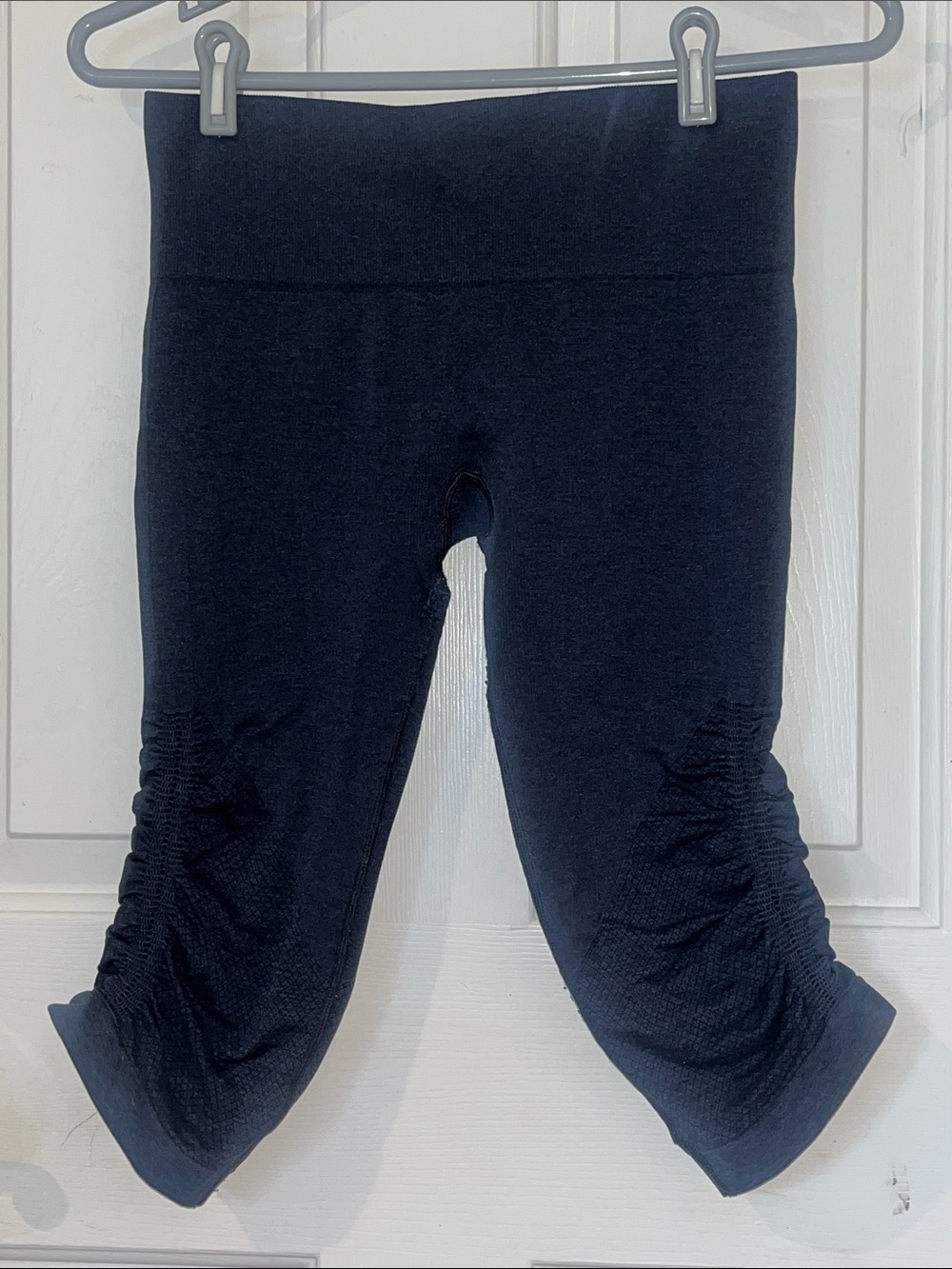 Lululemon Gather & Crow Crop Navy Ruched Leggings Size 6